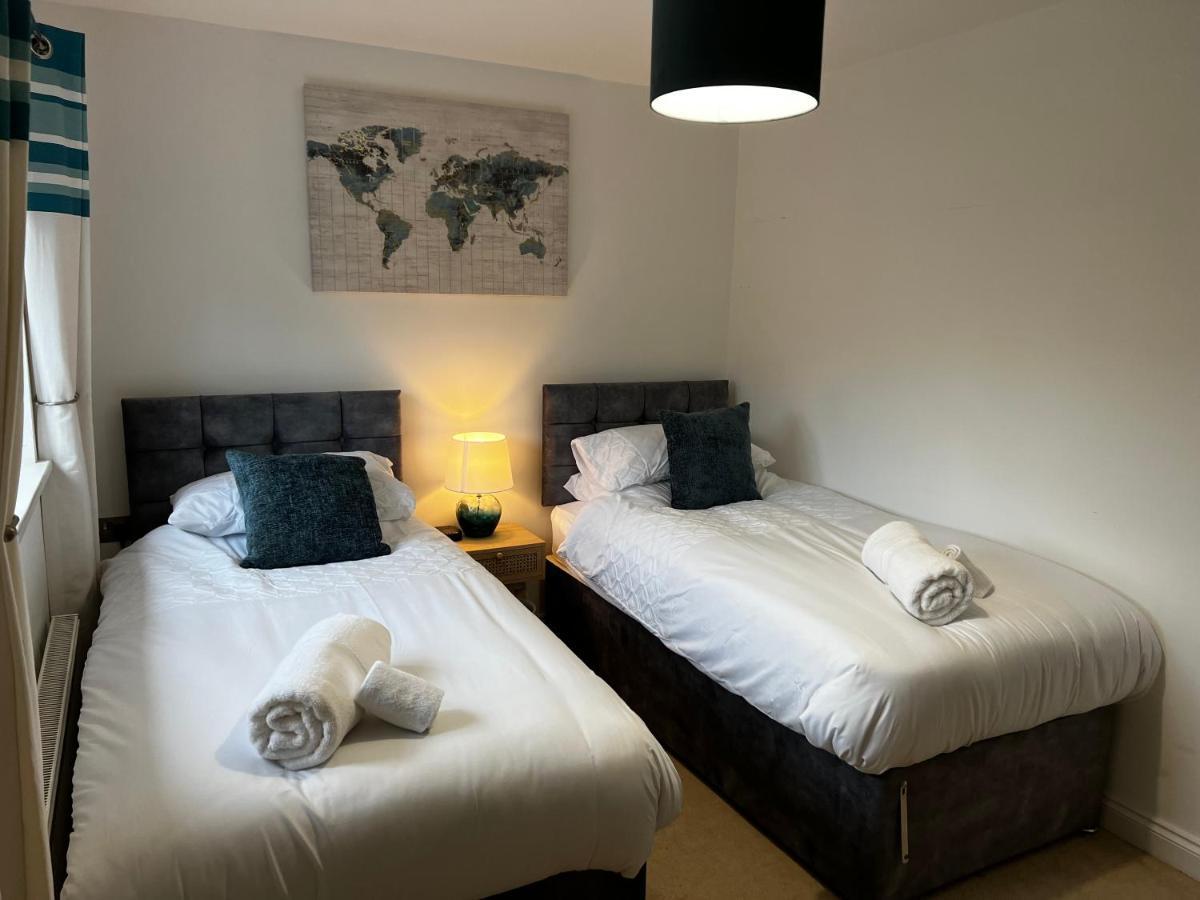 Frensham House Apartment Dallington  ภายนอก รูปภาพ