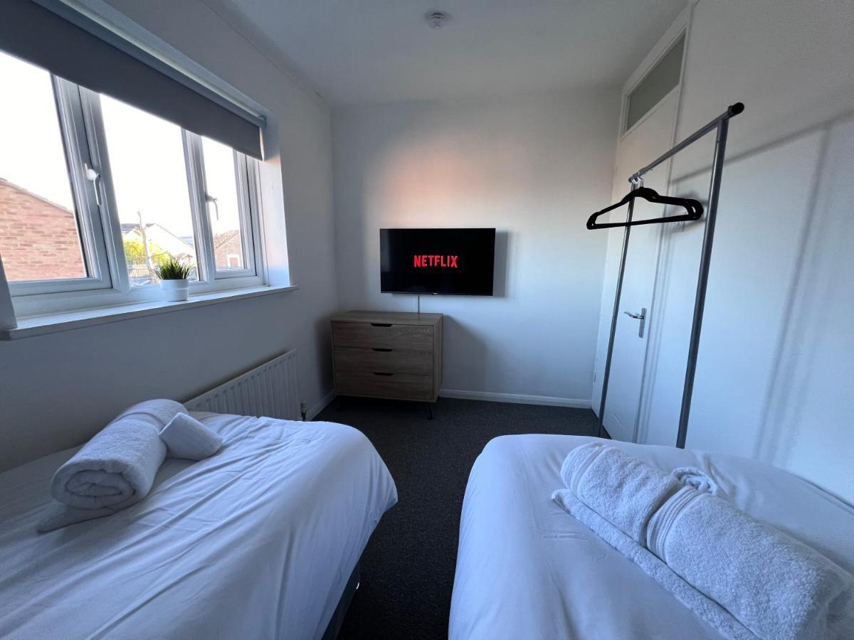 Frensham House Apartment Dallington  ภายนอก รูปภาพ